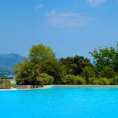 Studio Apartment - Domaine Du Golf Resort Roquebrune-sur-Argens Exterior foto