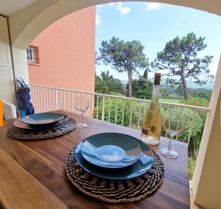 Studio Apartment - Domaine Du Golf Resort Roquebrune-sur-Argens Exterior foto